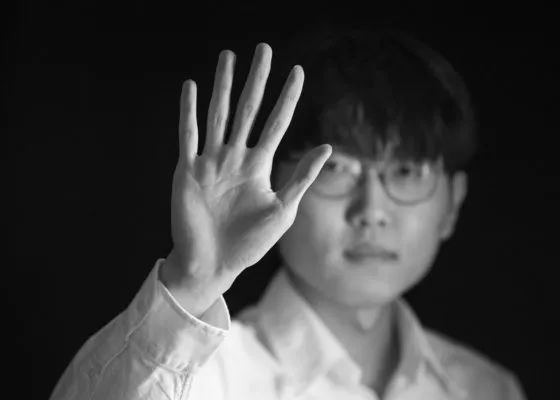 偷窥娇妻偷人刺激绿帽视频